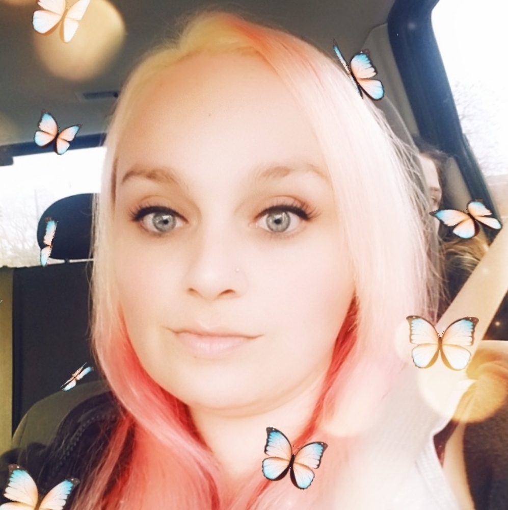 Meet your Posher, Brandi